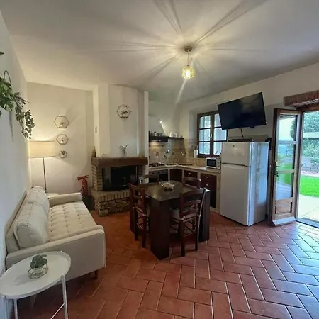 Casa Del Mare 2 Comfortable Marciana Marina (Isola d'Elba)